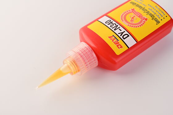 Threadlocker kleefmiddel anaërobe lijm lichtgeel Ontworpen om veilig en lekbestendig draadvergrendeling in assemblages te bieden